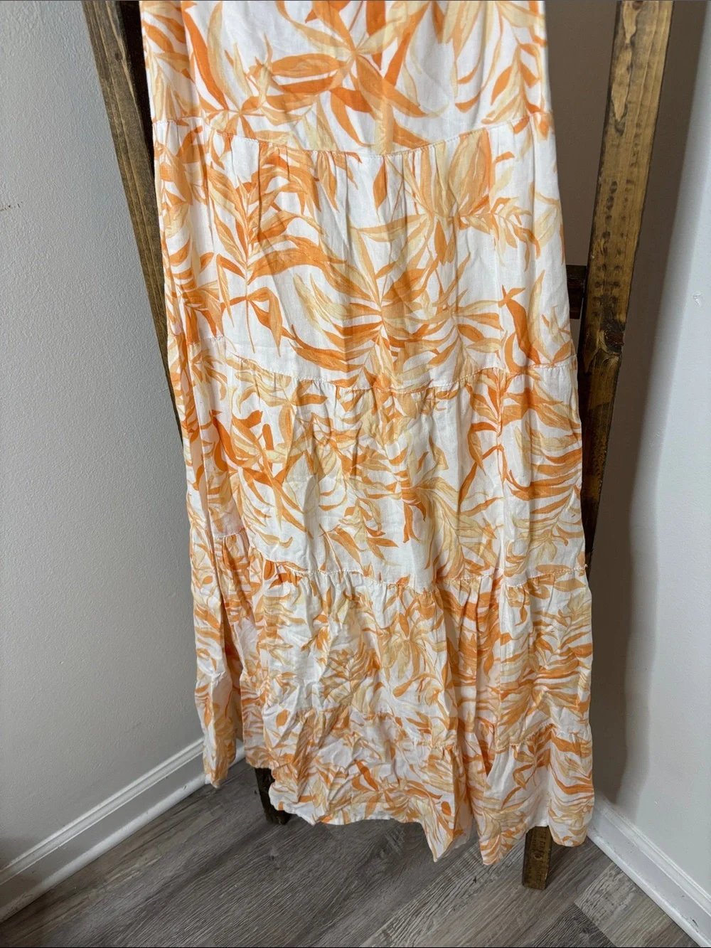 Abercrombie & Fitch White Maxi Dress with Orange Leaf Print Size M